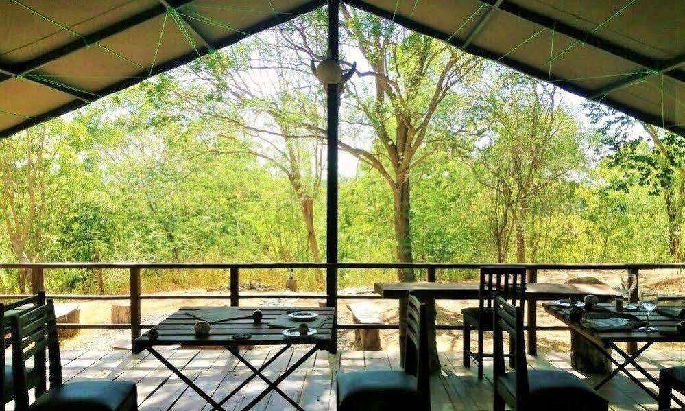 Kula Kula Luxury Camping Resort Uda Walawe Extérieur photo